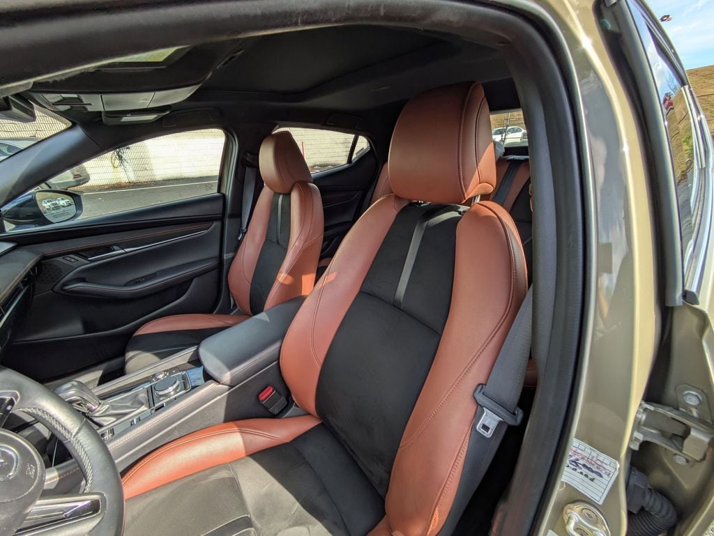 Thumbnail: 2024 Mazda Mazda3 - 23