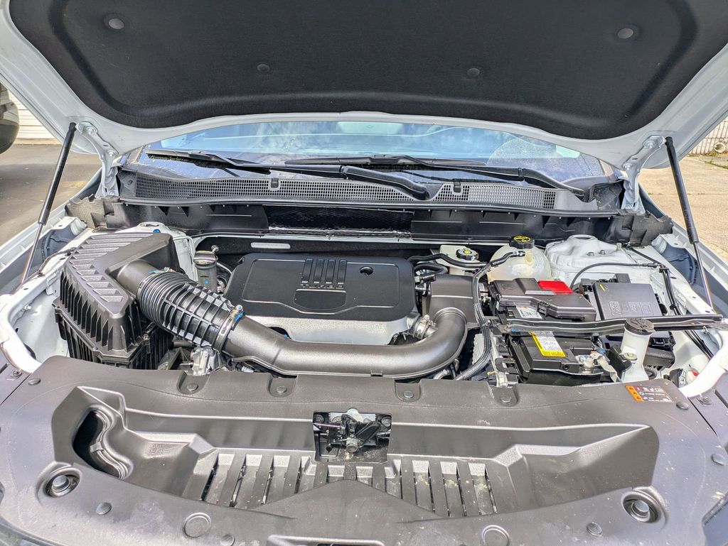 Thumbnail: 2025 Chevrolet Blazer - 33