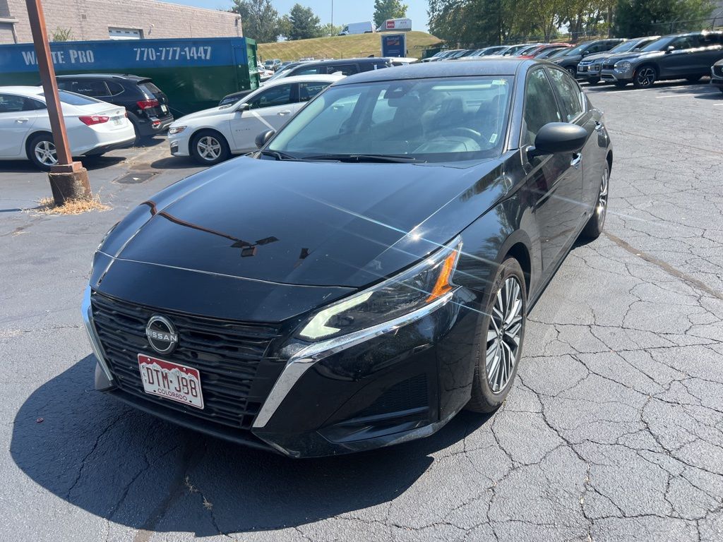 Thumbnail: 2024 Nissan Altima - 1