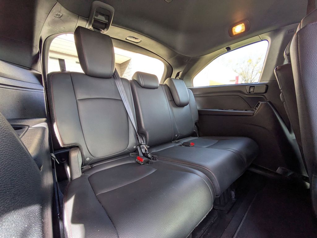 Thumbnail: 2025 Honda Odyssey - 28