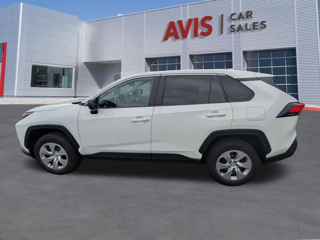 Thumbnail: 2025 Toyota RAV4 - 9