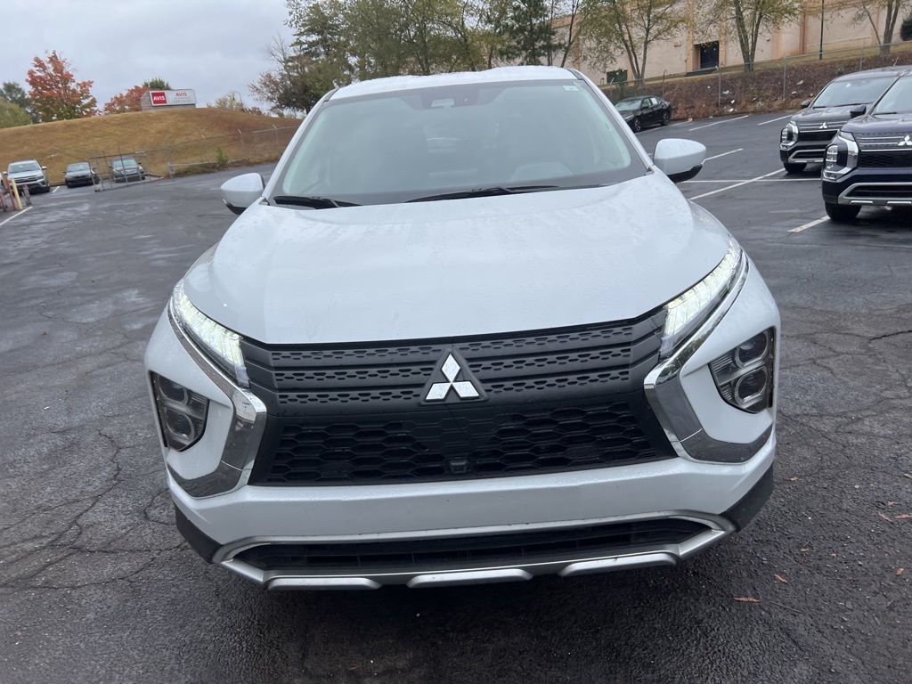 2025 Mitsubishi Eclipse Cross SE photo 2