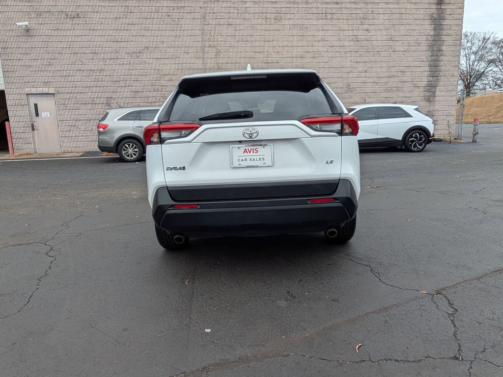Thumbnail: 2024 Toyota RAV4 - 7
