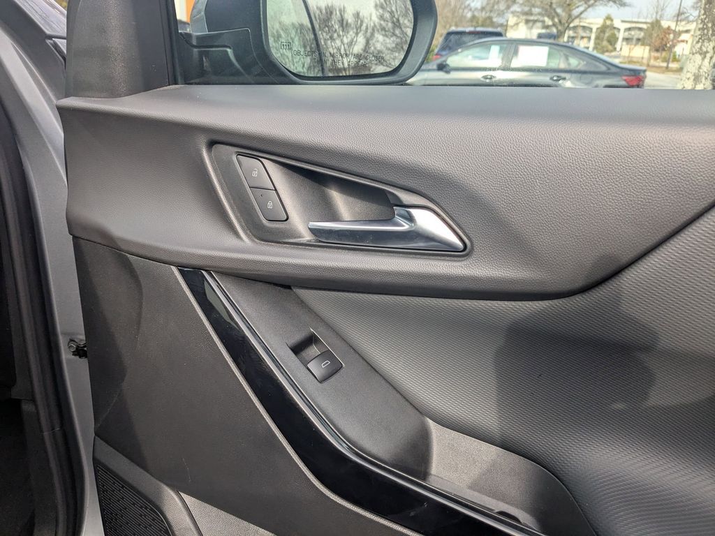 Thumbnail: 2025 Chevrolet Equinox - 34