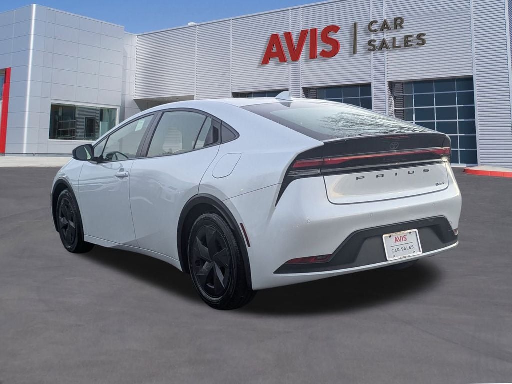 Thumbnail: 2024 Toyota Prius - 9