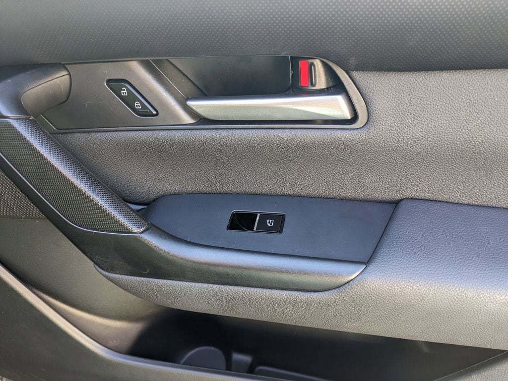 Thumbnail: 2025 Mazda CX-50 - 29