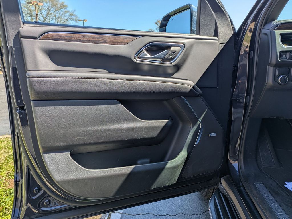 Thumbnail: 2024 Chevrolet Tahoe - 11