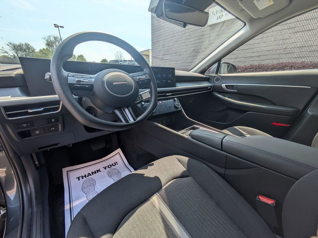 Thumbnail: 2025 Hyundai Sonata - 15