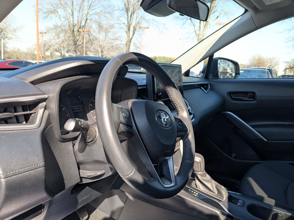 Thumbnail: 2024 Toyota Corolla Cross - 11