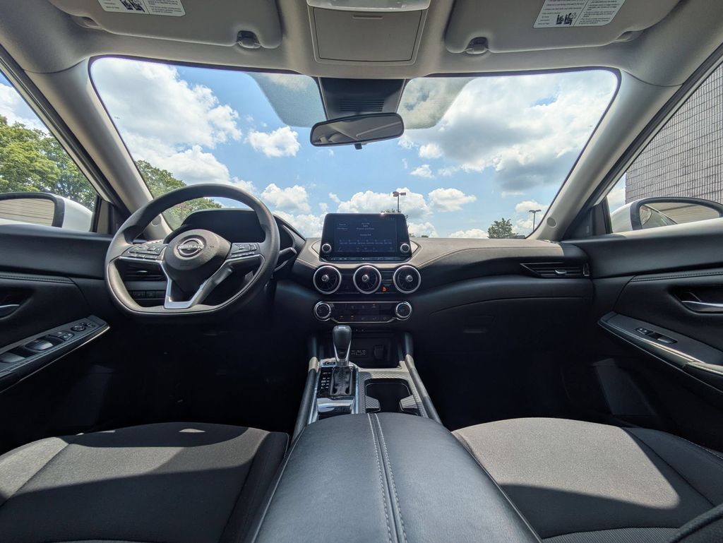 Thumbnail: 2025 Nissan Sentra - 24