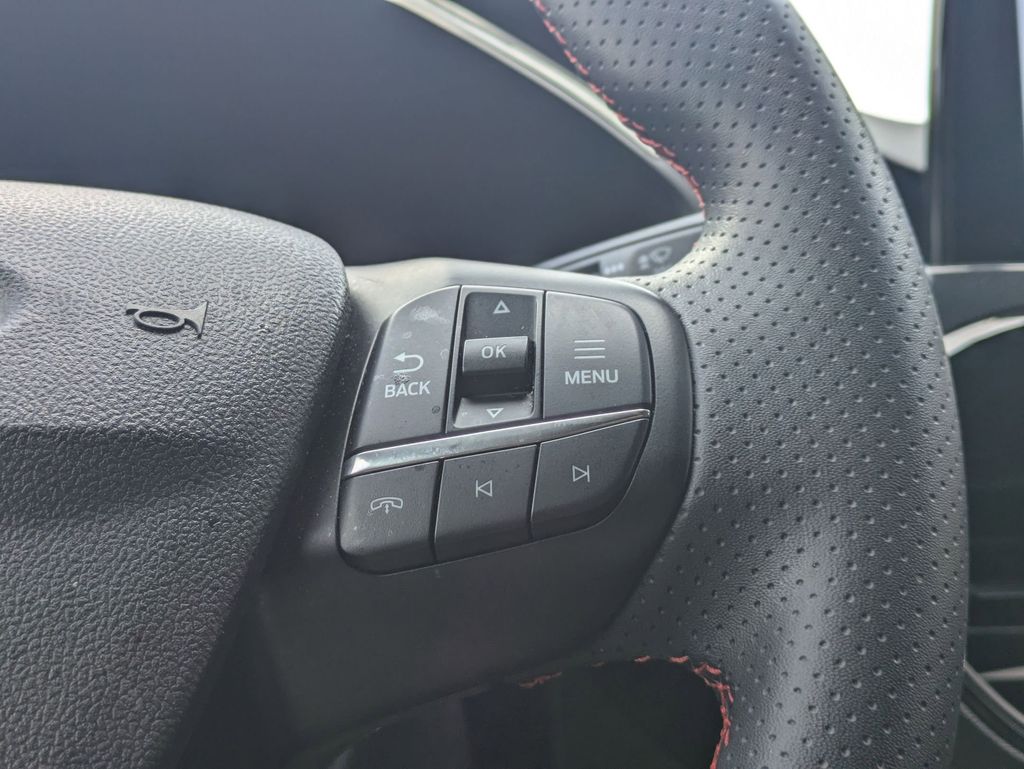 2025 Ford Escape ST-Line - Photo 23