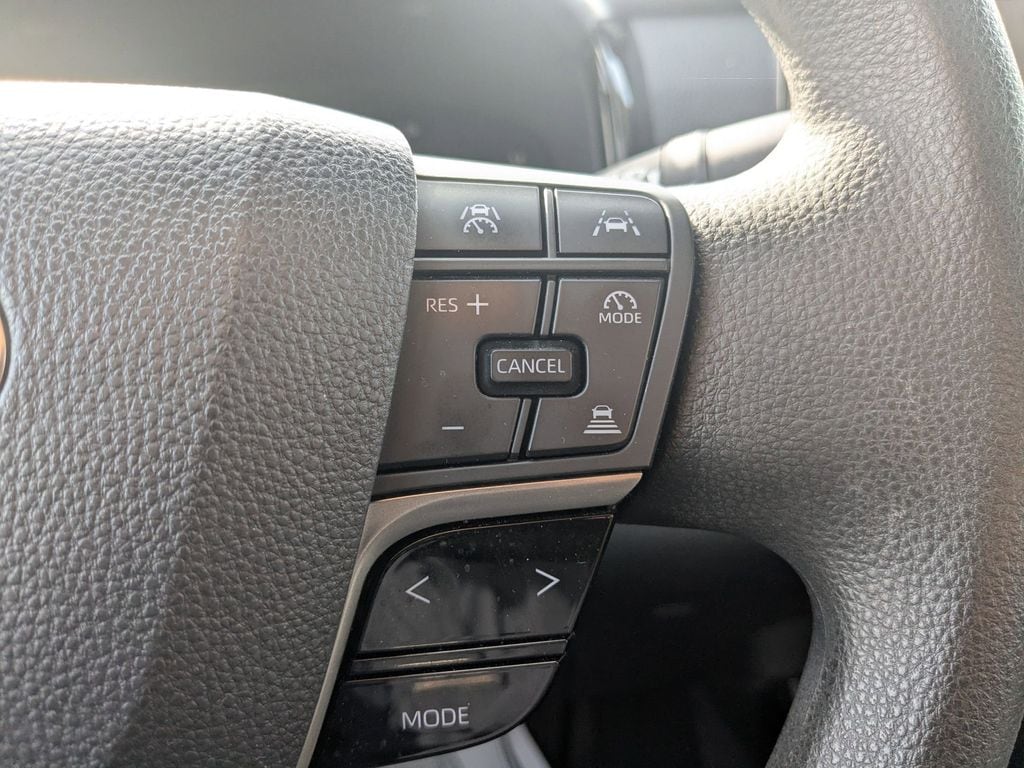 Thumbnail: 2025 Toyota Camry - 16