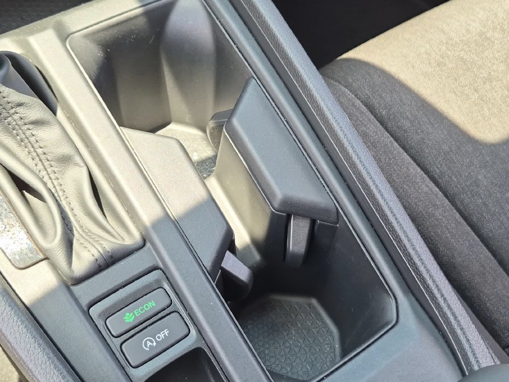 2025 Honda Accord SE - Photo 23