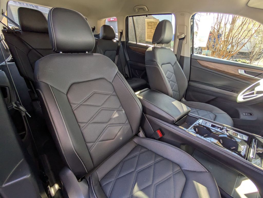 Thumbnail: 2025 Volkswagen Atlas - 31