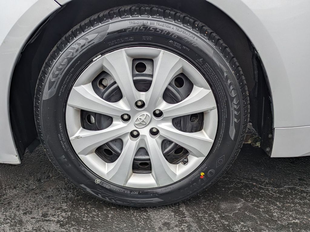 Thumbnail: 2024 Toyota Corolla - 27