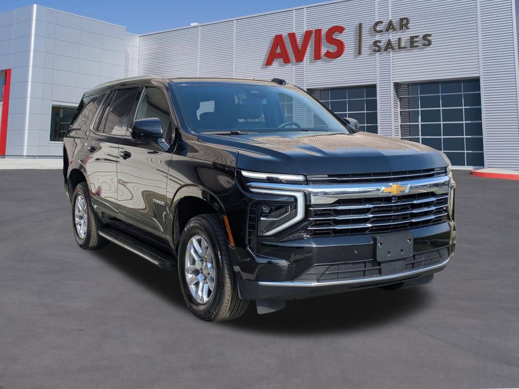 Thumbnail: 2025 Chevrolet Tahoe - 3