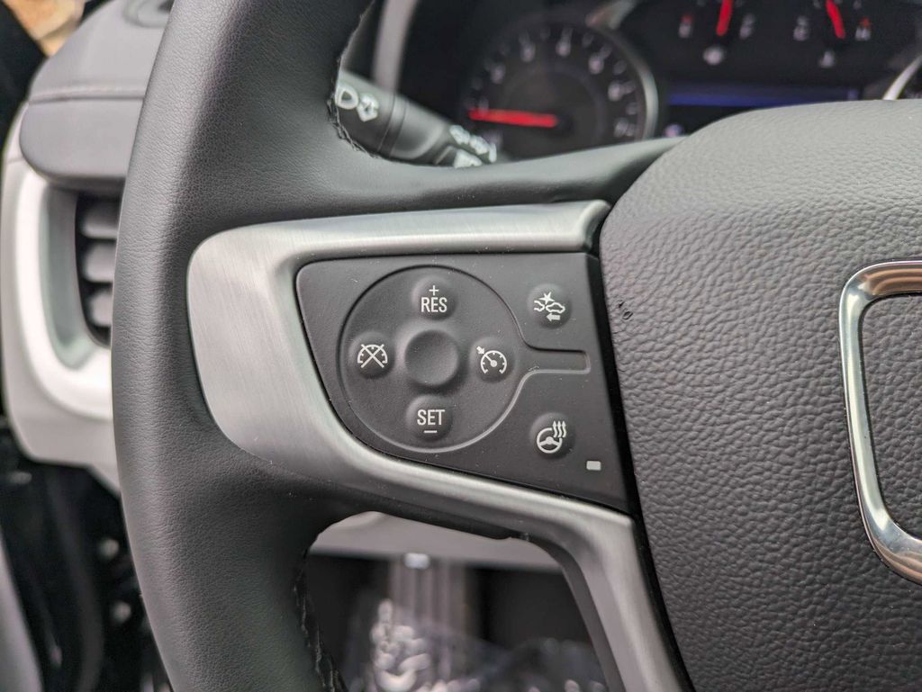 Thumbnail: 2023 GMC Terrain - 17