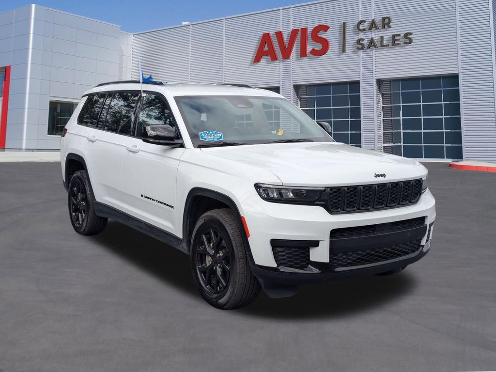 Thumbnail: 2024 Jeep Grand Cherokee L - 3