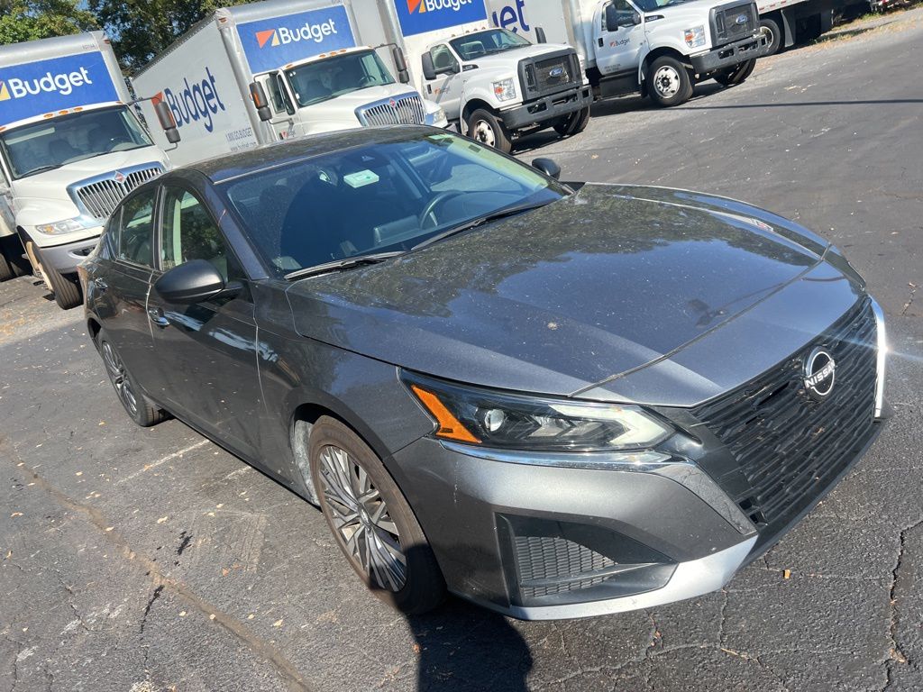 Thumbnail: 2024 Nissan Altima - 3