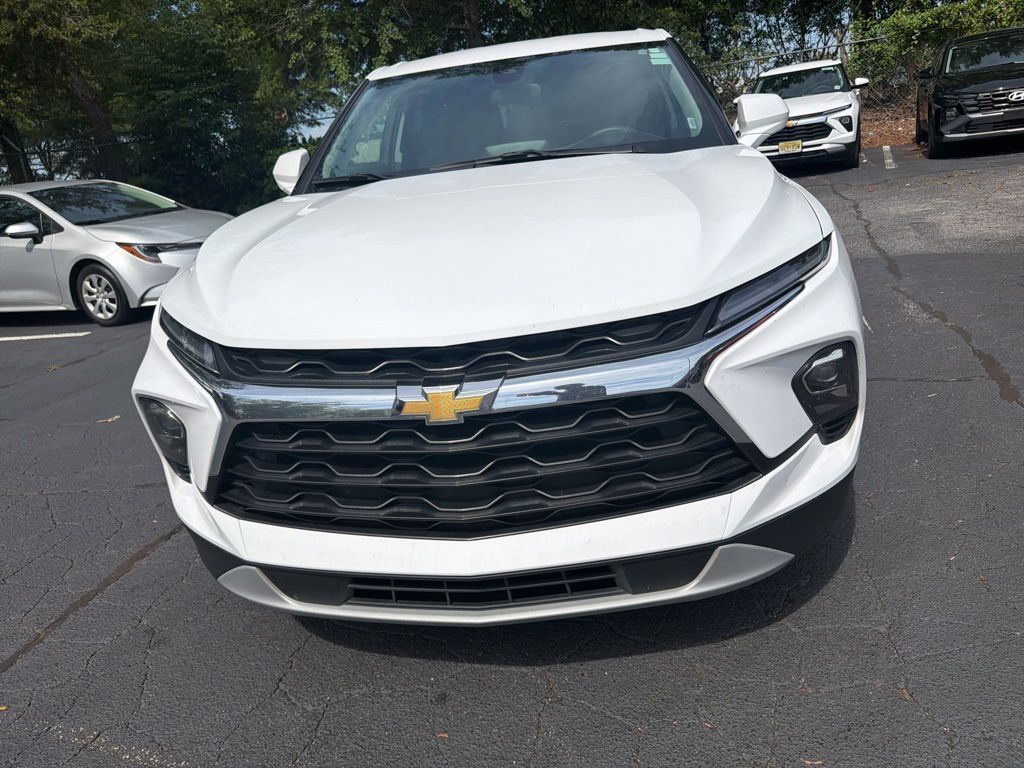 Thumbnail: 2025 Chevrolet Blazer - 5