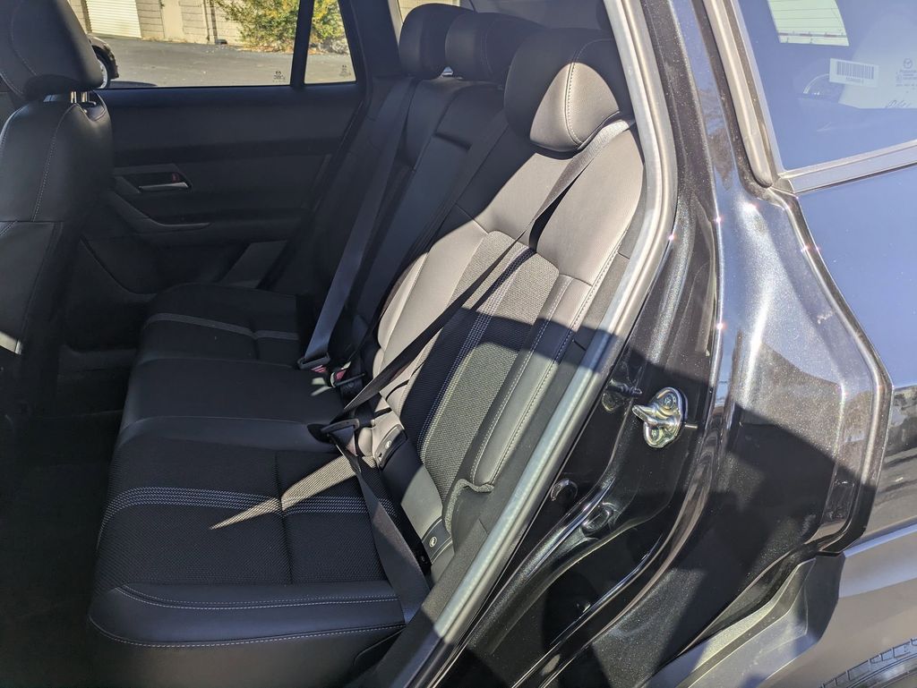 Thumbnail: 2025 Mazda CX-50 - 24