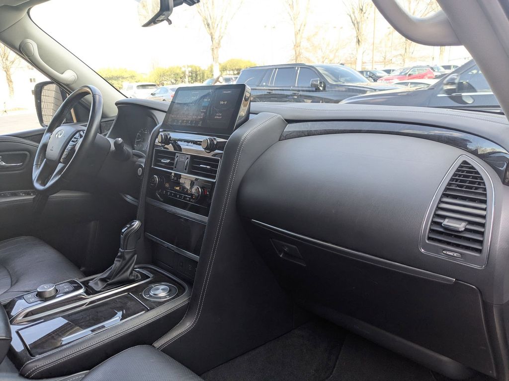 Thumbnail: 2024 INFINITI QX80 - 32