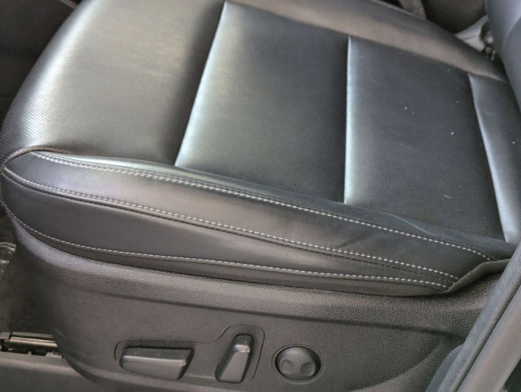 Thumbnail: 2025 Kia Telluride - 15