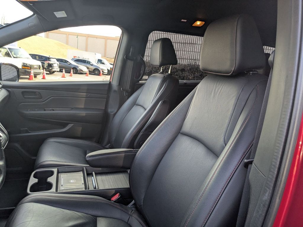 Thumbnail: 2025 Honda Odyssey - 21