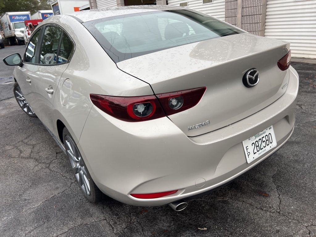 Thumbnail: 2025 Mazda Mazda3 - 13