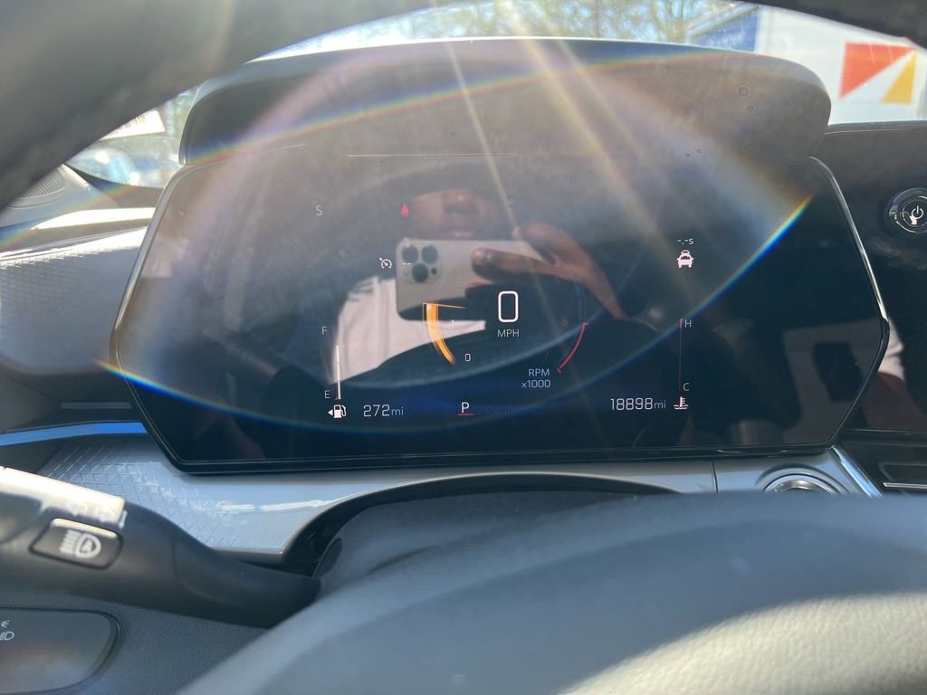 Thumbnail: 2025 Chevrolet Trax - 8