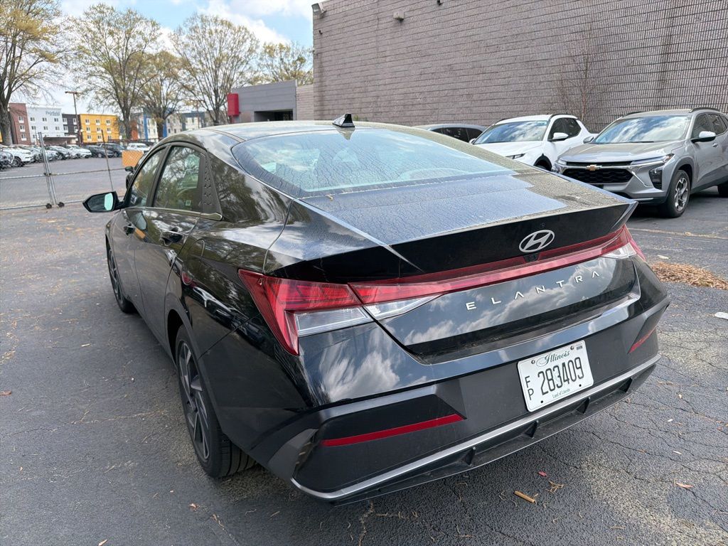 Thumbnail: 2025 Hyundai Elantra - 7