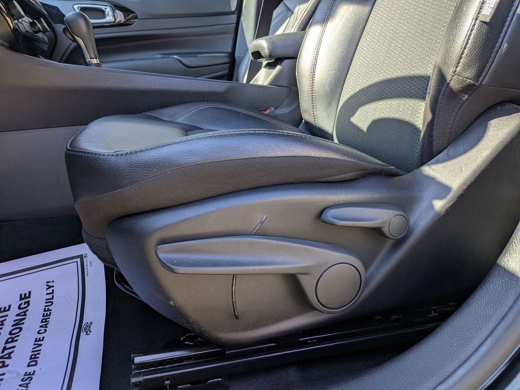 Thumbnail: 2025 Jeep Compass - 14