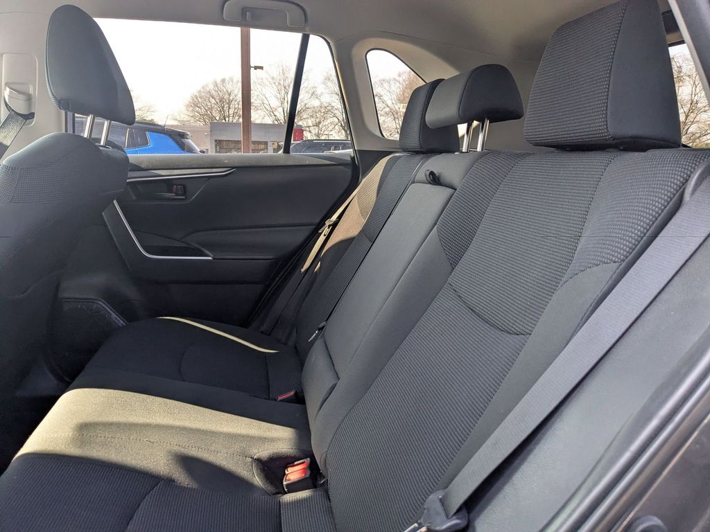 Thumbnail: 2024 Toyota RAV4 - 24