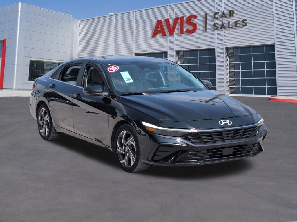 Thumbnail: 2025 Hyundai Elantra - 3