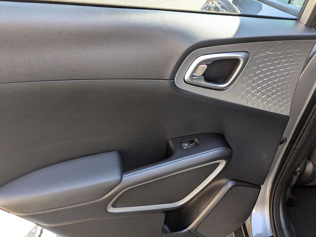 Thumbnail: 2024 Kia Soul - 26