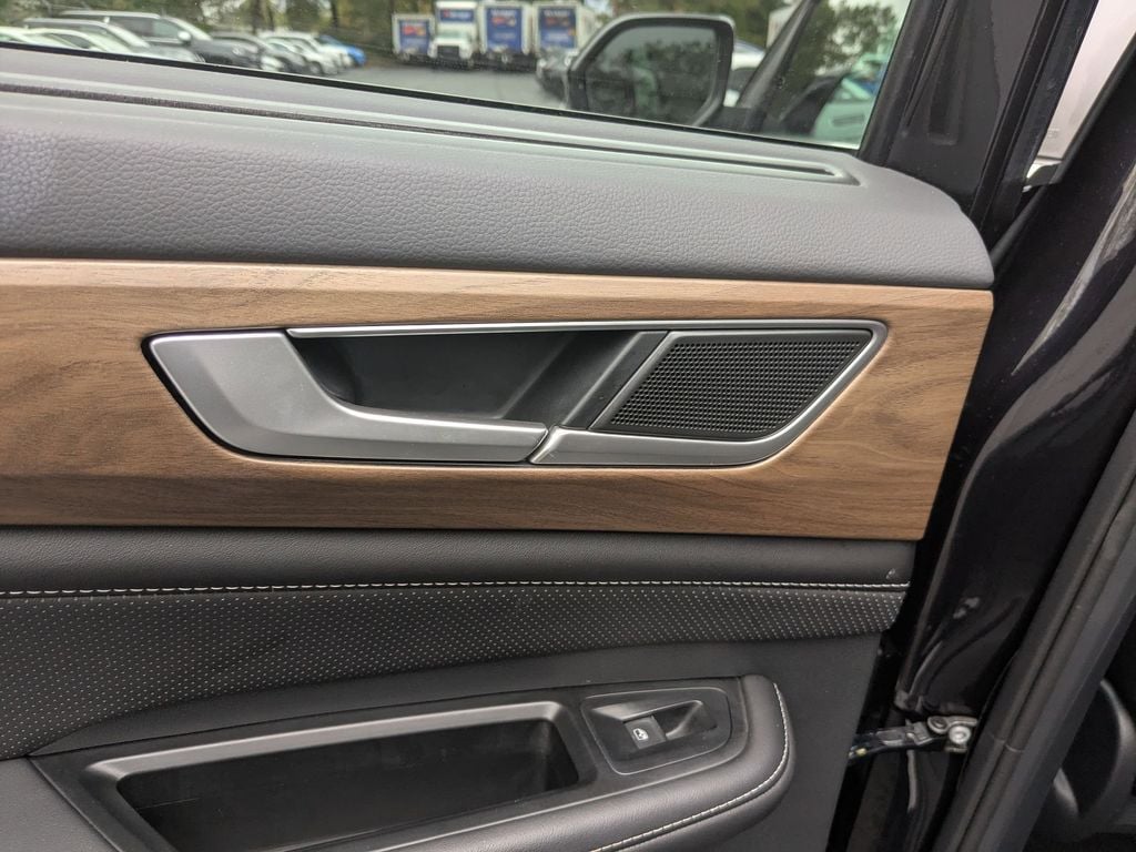 Thumbnail: 2025 Volkswagen Atlas - 25