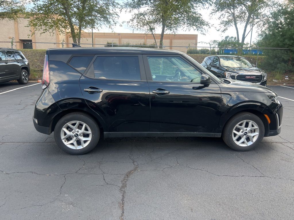 Thumbnail: 2024 Kia Soul - 8