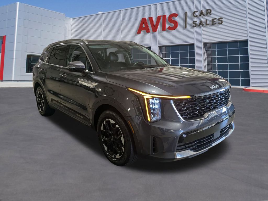 Thumbnail: 2024 Kia Sorento - 3