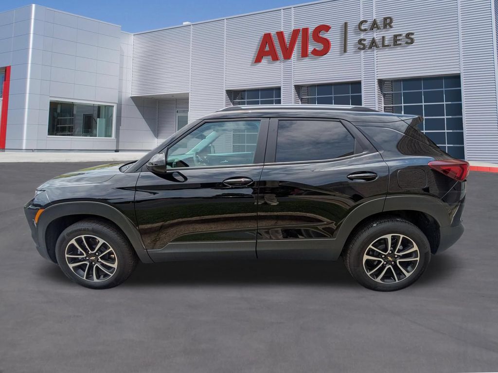 Thumbnail: 2025 Chevrolet TrailBlazer - 10