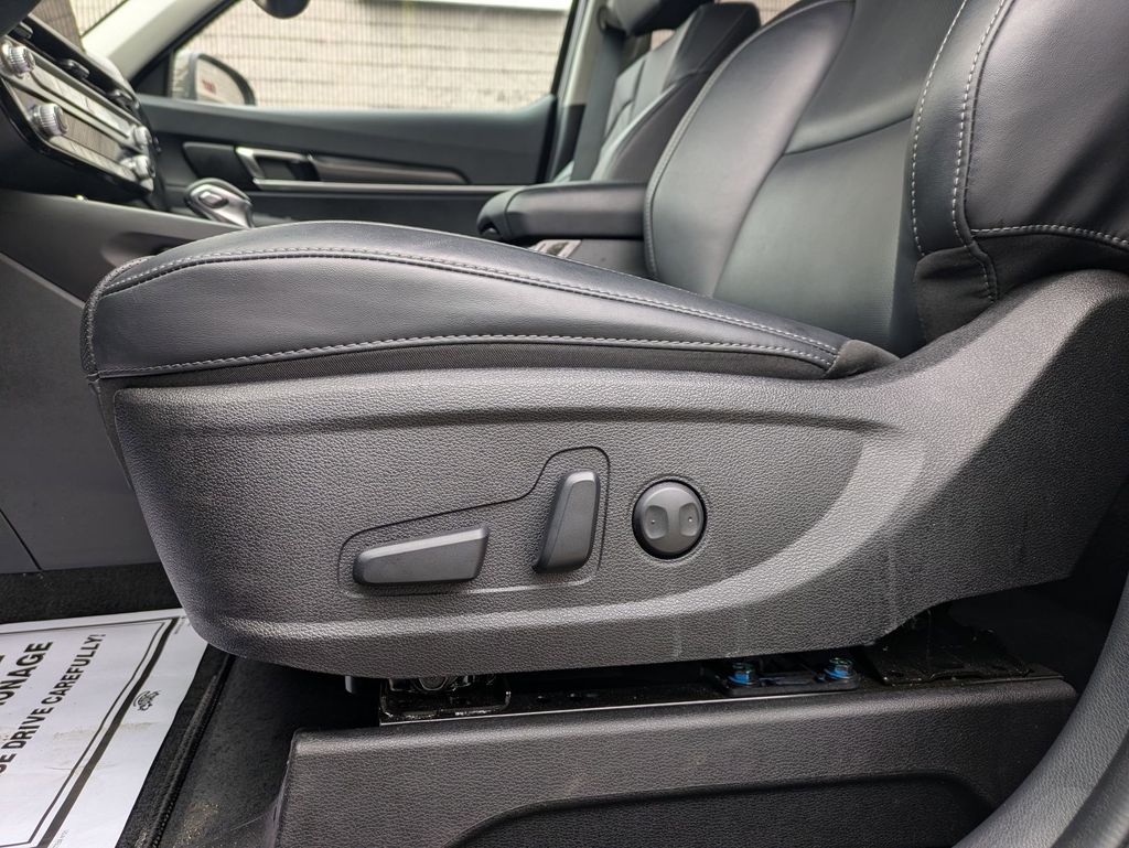 Thumbnail: 2025 Kia Telluride - 14