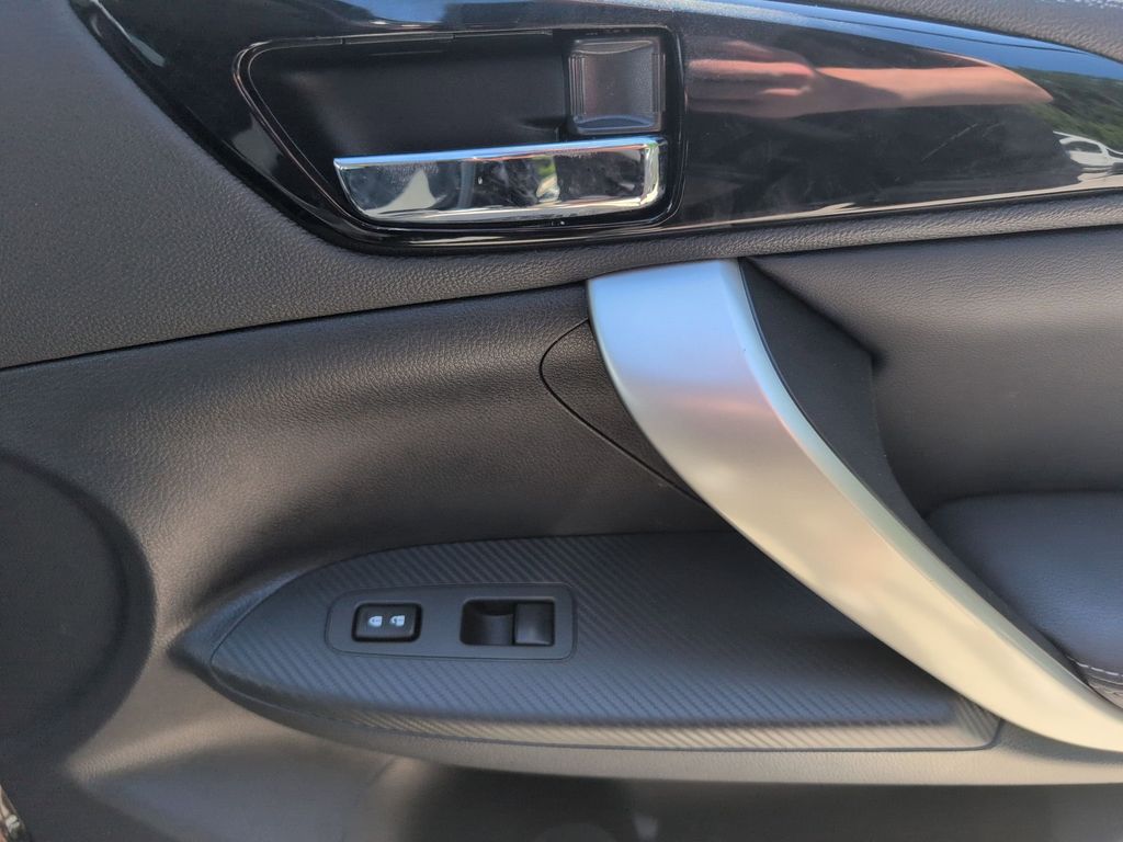 Thumbnail: 2025 Mitsubishi Eclipse Cross - 34