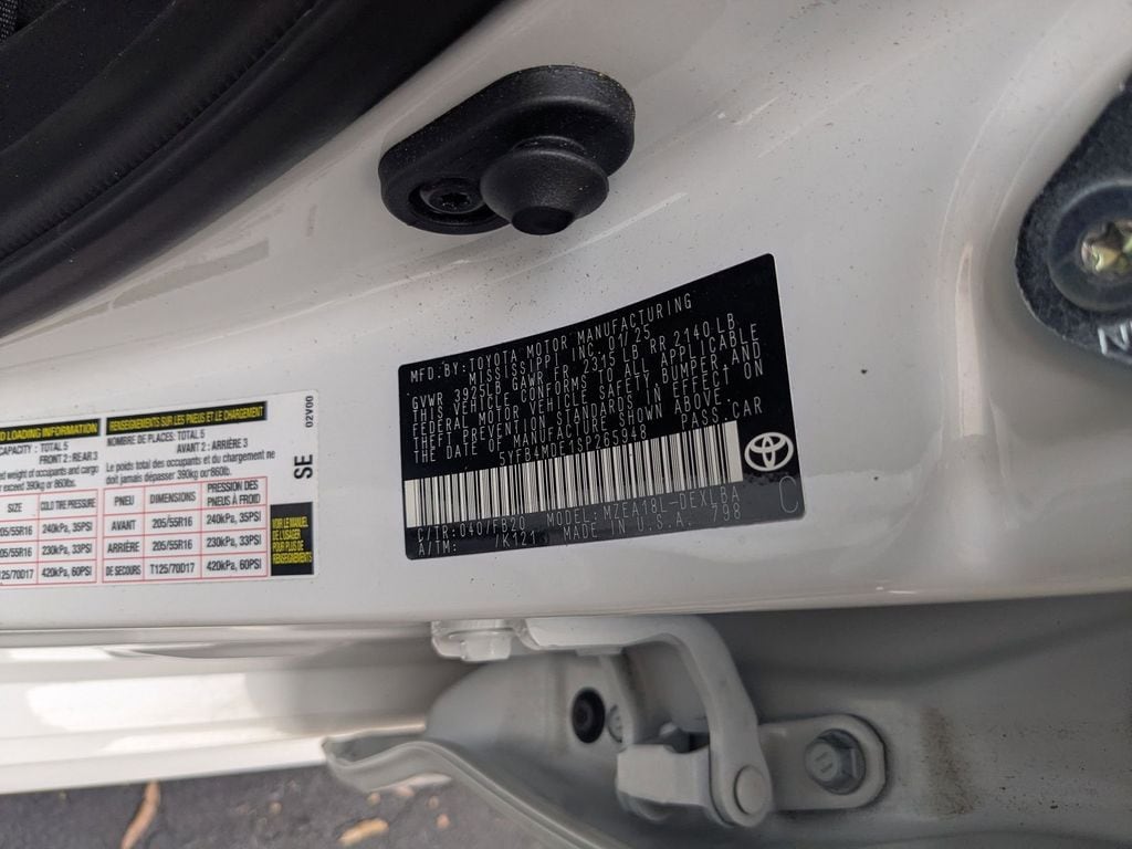 Thumbnail: 2025 Toyota Corolla - 35