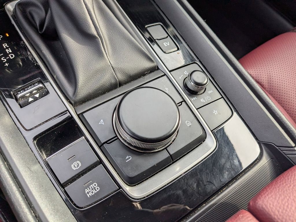 Thumbnail: 2025 Mazda CX-50 - 20