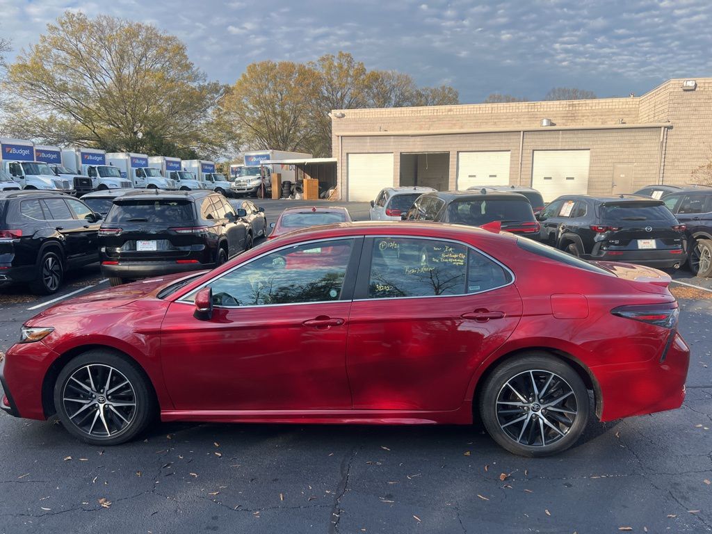 Thumbnail: 2024 Toyota Camry - 9