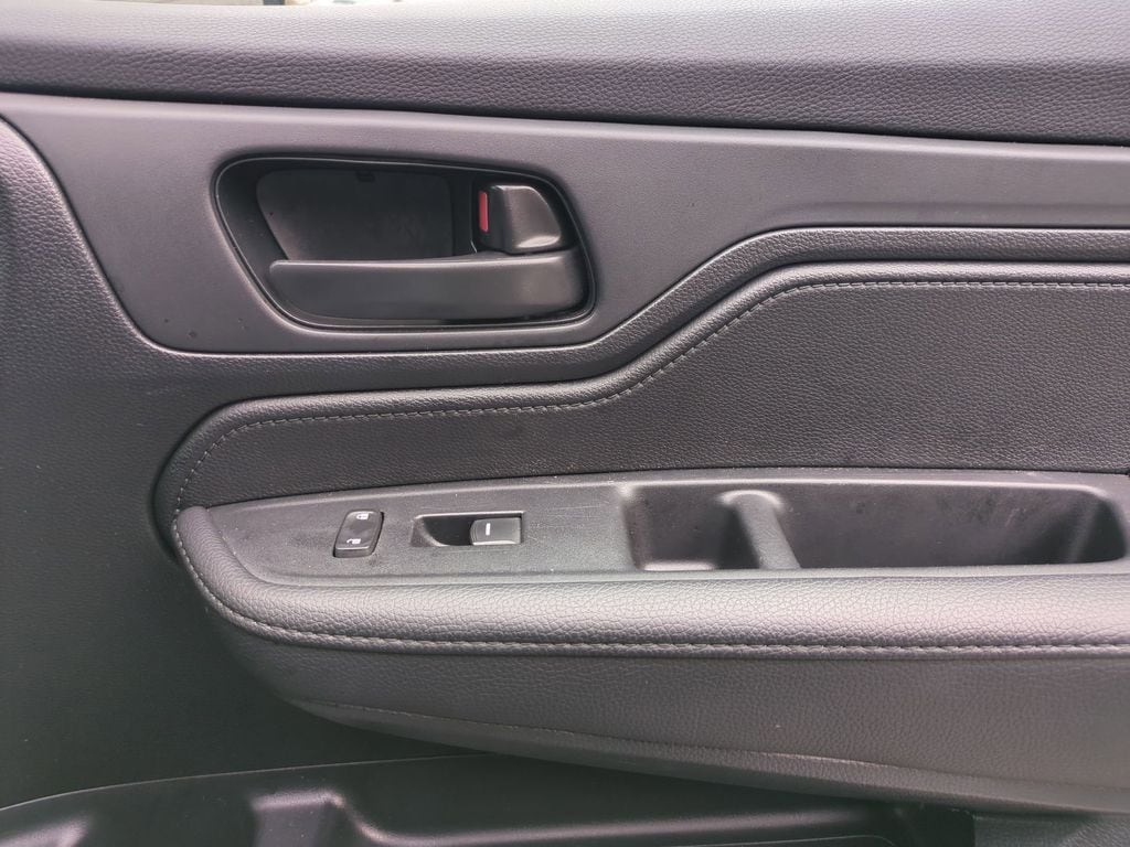 Thumbnail: 2025 Honda Odyssey - 34