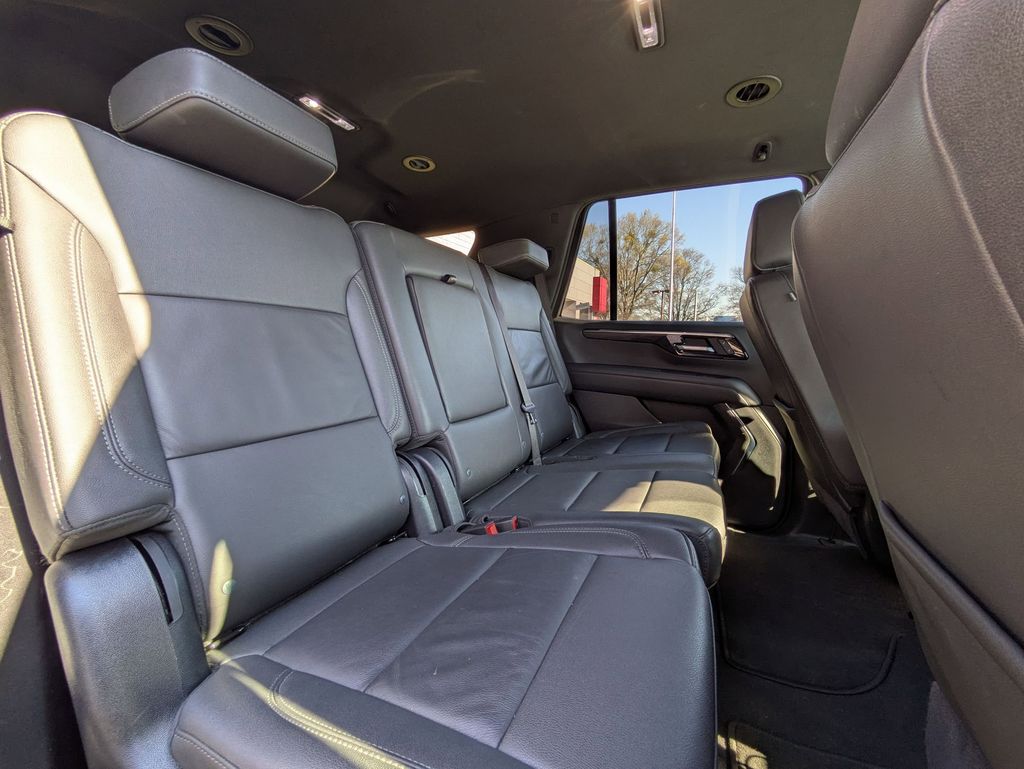Thumbnail: 2025 Chevrolet Tahoe - 30