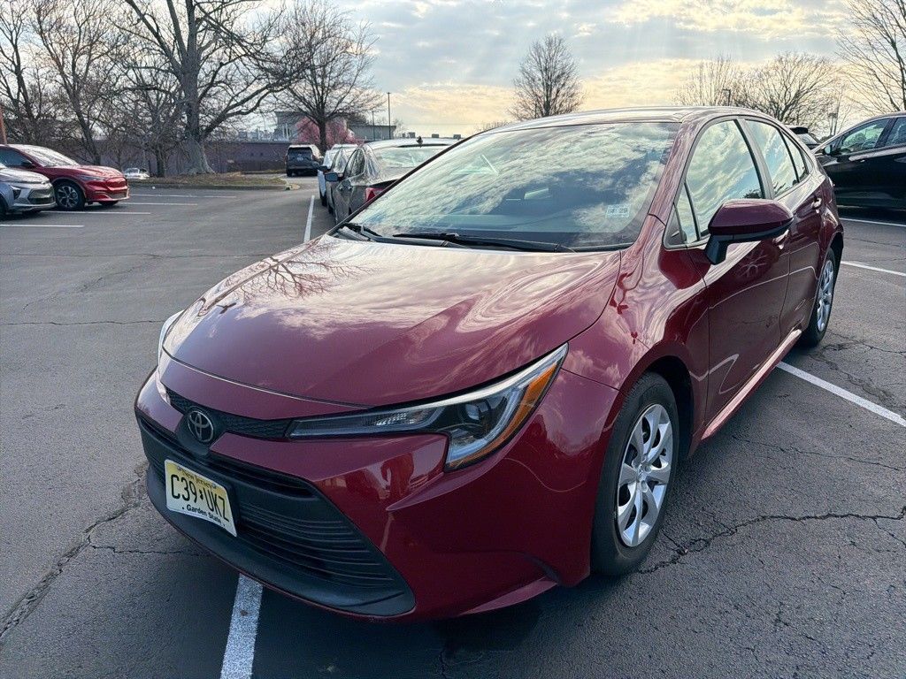 Thumbnail: 2024 Toyota Corolla - 1