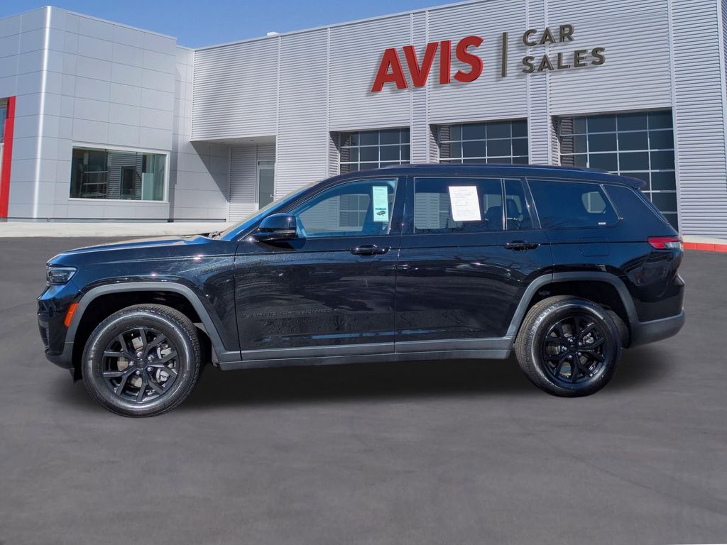 Thumbnail: 2024 Jeep Grand Cherokee L - 10