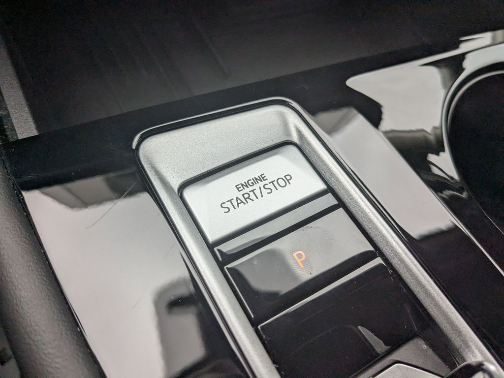 Thumbnail: 2025 Volkswagen Atlas - 21