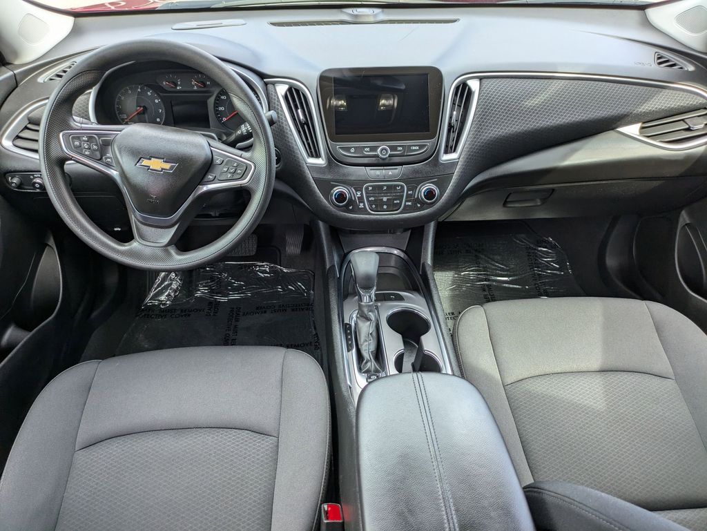 Thumbnail: 2024 Chevrolet Malibu - 24